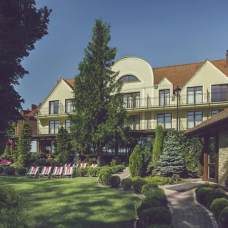 Hotel Barlinek 호텔