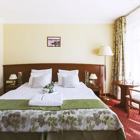 Hotel Barlinek Nad Jeziorem Wellness And Spa Barlinek