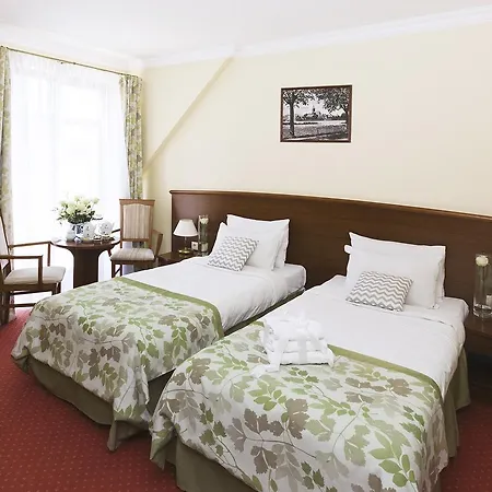 Hotel Hotel Barlinek Nad Jeziorem Wellness And Spa 3*